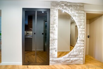 Kompletne zariadený 2 izbový byt v širšom centre. - 11