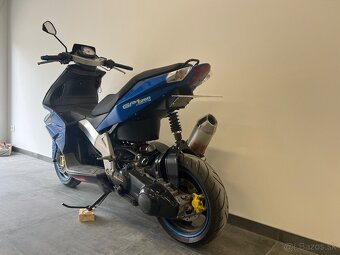DERBI/PIAGGIO GP1 250 - 11