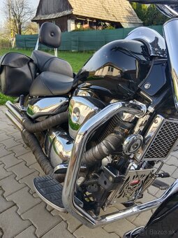 Suzuki Intruder 1500 - 11