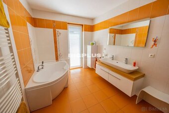 EXKLUZÍVNE na predaj rodinný dom v obci Pažiť, Partizánske - 11