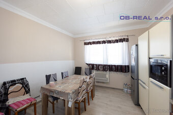 Ponúkame na predaj rekonštr. 3+1izb RD zast.157m2 na spoločn - 11