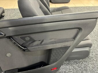 Predám INTERIER sedačky+tapacíre VW TOURAN 1T 7-MIEST - 11