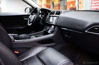 Jaguar F-Pace 2.0D 132kw 4x4 AT/8 2018 - 11