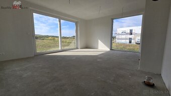 Elegantný dom v meste Gbely – Kúcanka, 924m2 - 11