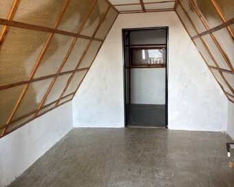 PREDAJ, VINIČNÝ DOMČEK S VINOHRADOM - PODLUŽANY - 11