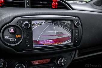Toyota Yaris 1.33 Dual VVT-i Bi-Tone - 11
