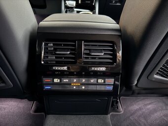 Volkswagen Touareg R-line 3.0TDi  mod 2022 - Odpočet DPH - - 11