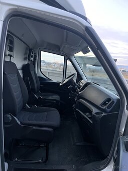 Iveco Daily 35s14 2,3d automat rv 11,2019 - 11