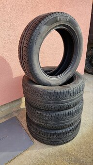 Pirelli Cinturato All Season Plus 235/55 R18
 - 11