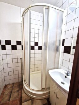 3 - izbový byt - 65 m2 v centre mesta Handlová - 11