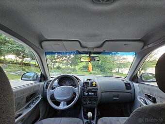 Hyundai Accent 2005 1.3i 118tis.km - 11