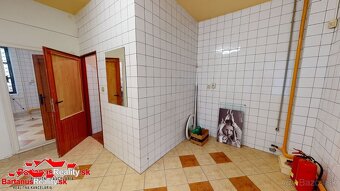 BartanusReality - Na predaj lukratívna komerčná budova vhodn - 11