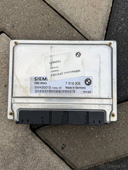 Náhradné diely BMW E46 325CI M54B25 - 11