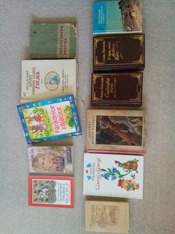 AKTUALDetske a ine knihy vol.89 + DVD,... - 11