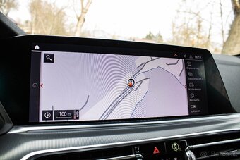 BMW X5 3.0d 195kW M Paket, Panorama HUD - 11