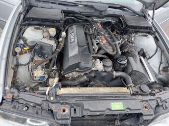 E39 520i 110kw lpg manuál vymena len bmw - 11