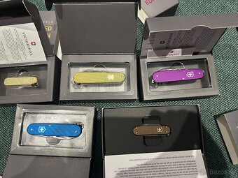 Victorinox alox - 11