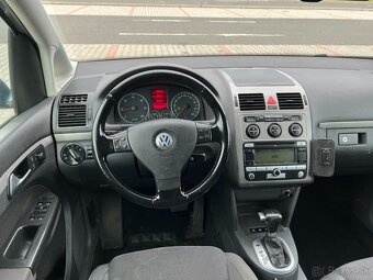 Volkswagen Touran 2.0 TDi 125kw DSG digi klima - 11
