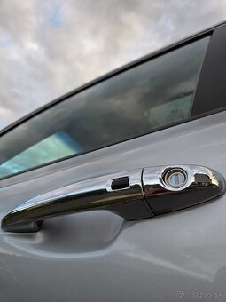 Kia Niro 1.6 GDI Automat - 11