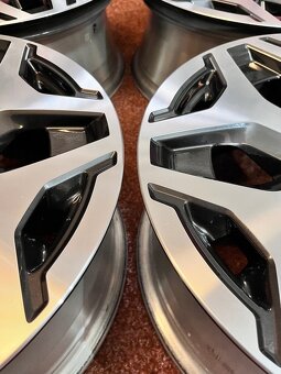 5x114,3 R17 originál Subaru Forester TOP STAV - 11