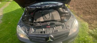 Mercedes Benz C200 - 11