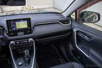 Toyota RAV4 2.5 Hybrid e-CVT Executive AWD, ODPOČET DPH - 11