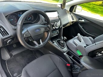 Ford Focus Combi 1.5 TDCi - 11