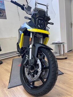 Suzuki V-STROM 800 - 11
