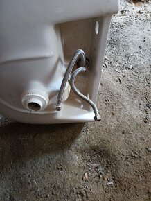 Kúpeľňa, umývadlo, vaňa, dres - 11