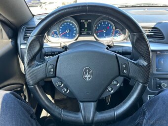 Maserati GranTurismo 4.7 V8 Sport Pininfarina - 11