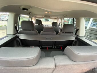 Volkswagen Touran 7 miestny - 11