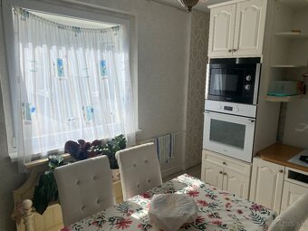 Prenájom izby s balkónom - 11