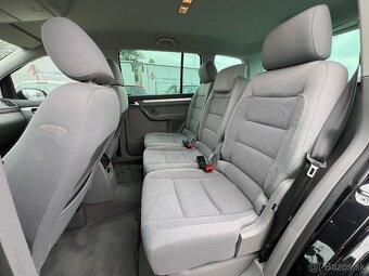 VW Touran 1.9TDI diesel (BKC), 77kW, MT/6, rok:06.2004. - 11