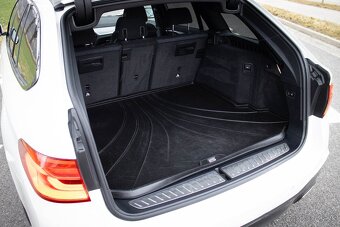 BMW 520d Touring xDrive G31 - 11