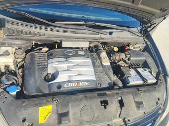 Kia Carnival 7 miestne - 11