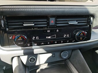 Nissan Qashqai TEKNA MILD HYBRID XTRONIC 4X4 / AJ NA SPLÁTKY - 11