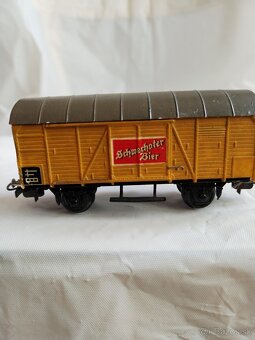Nákladný vagón Schwechater Bier - 11