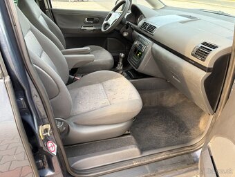 Volkswagen Sharan 1.9 TDi 7 míst - 11