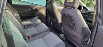 Seat Alhambra 1.9 TDI 4 MOTION KUP.SR 12/2007 - 11