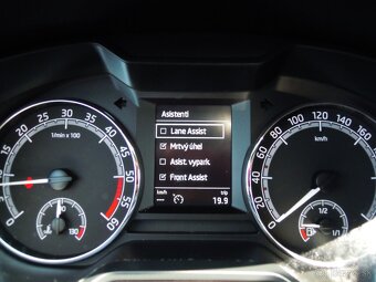 Škoda Octavia 2.0TDi LED-ROZVODY-BRZDY-PNEU - 11