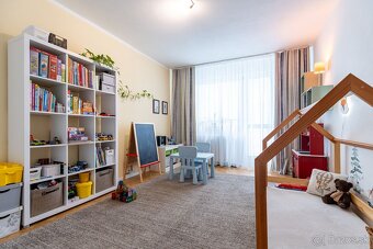 REZERVOVANÝ ZREKONŠTRUOVANÝ 3 IZBOVÝ BYT S LODŽIOU - 11
