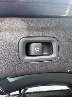 Mercedes Benz GLE 350D - 11