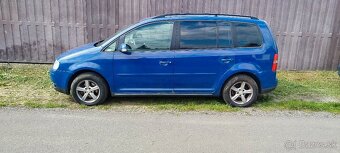 Volkswagen Touran - 11