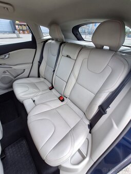 Volvo V40 T4 Ocean Race Powershift - 11