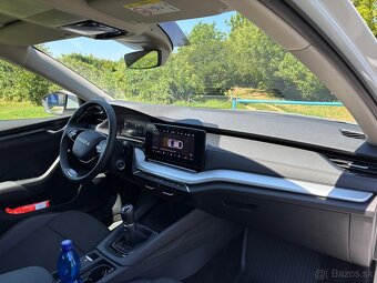 Škoda Octavia 4 1.5tsi - 11