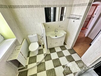 Na predaj 3- izbový byt v Prešove,Janouškova ul.,centrum na  - 11