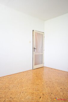 Na predaj 2 izbový byt v Košeci - 11