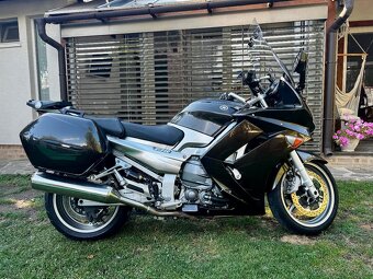 Yamaha FJR 1300 AE - 11