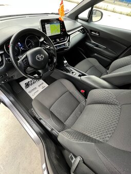 Toyota C-HR 1.8i Hybrid 2022 Automat - 11