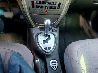 Citroën C5 2.2 HDi 16V Pack FIA A/T - 11